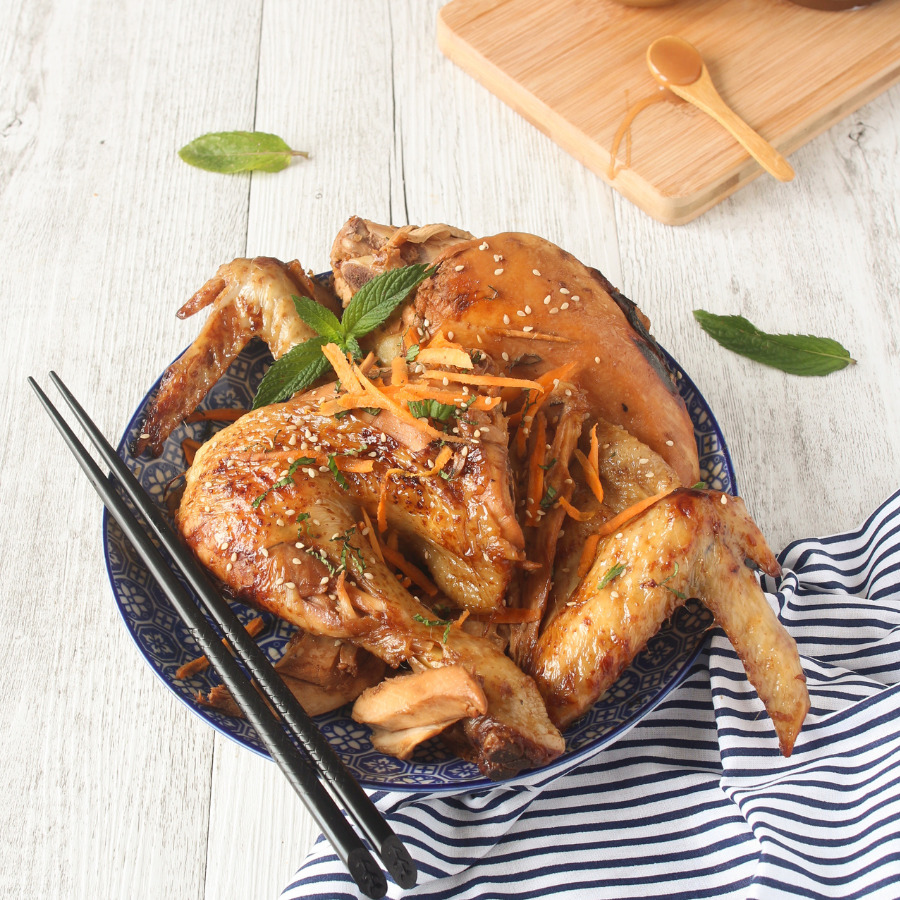 Poulet de Janzé laqué au caramel au beurre salé