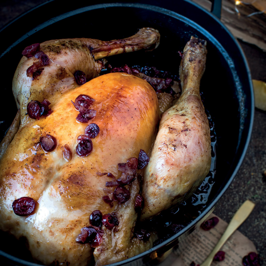 Chapon de Janzé farci aux cranberries