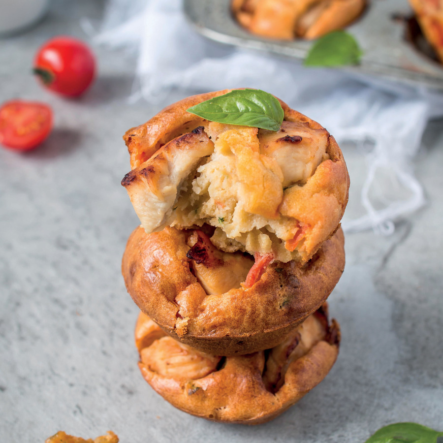 Muffins de poulet de Janzé au basilic et tomates confites