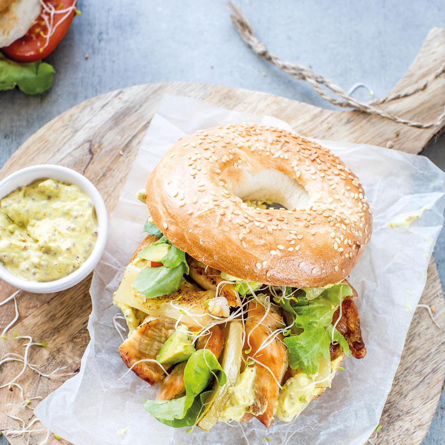 Bagels de poulet de Janzé à l’avocat