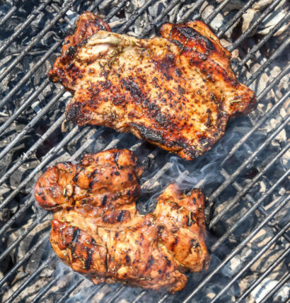 Cuisses de poulet de Janzé marinées au barbecue