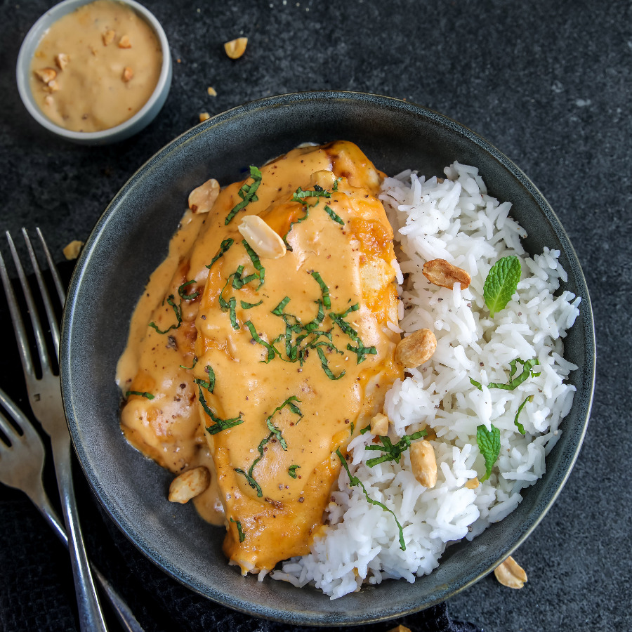 Poulet de Janzé sauce curry et beurre de cacahuète